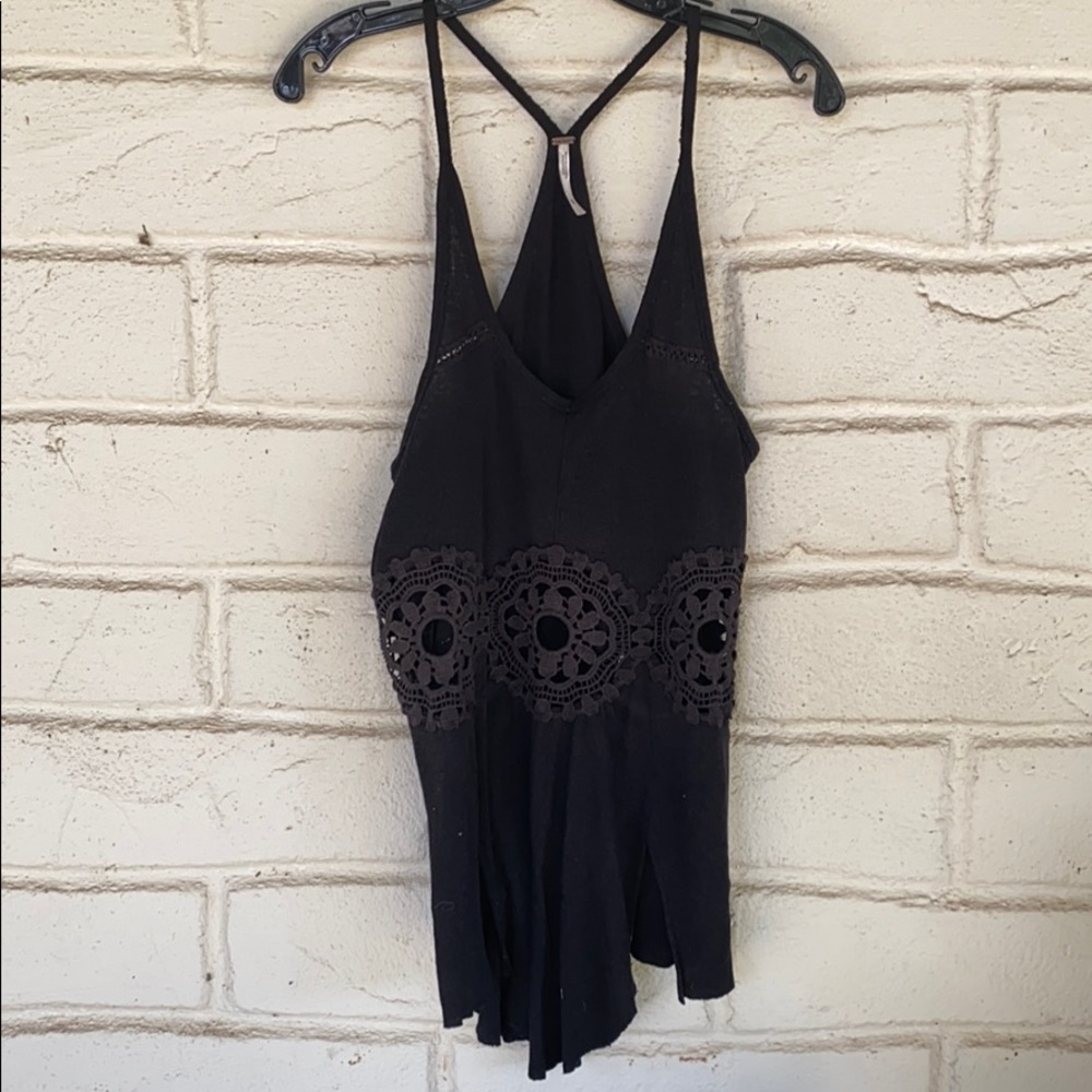 Free People cotton flower cut out top